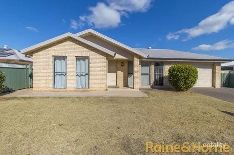 15a Dunheved Cir, Dubbo, NSW 2830