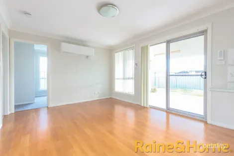 Property photo of 15A Dunheved Circle Dubbo NSW 2830