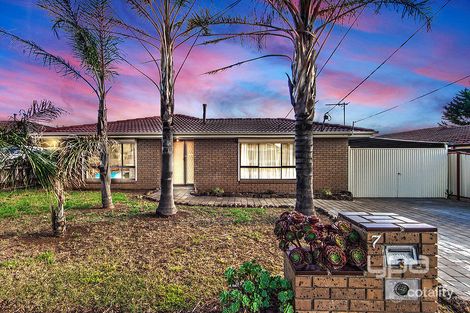 7 Cobar Pl, Kings Park, VIC 3021