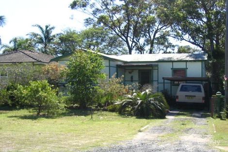 33 Commonwealth Ave, Blackwall, NSW 2256