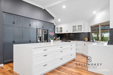 Property photo of 13 Stowe Court Canning Vale WA 6155