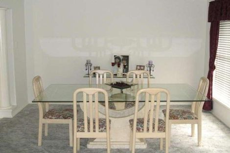 Property photo of 7 Hebe Place Cameron Park NSW 2285