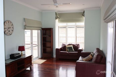 Property photo of 5 Hobson Place Inverloch VIC 3996