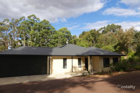 Property photo of 29 Cleopatra Crescent Kangaroo Gully WA 6255