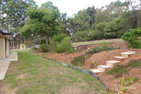 Property photo of 29 Cleopatra Crescent Kangaroo Gully WA 6255