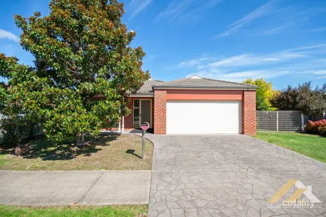16 Deakin Ave, Eastwood, VIC 3875