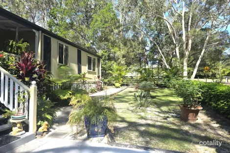 3 Aruma St, Macleay Island, QLD 4184