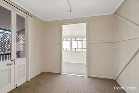 Property photo of 26 Towner Street Sandgate QLD 4017