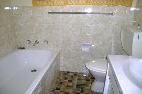 Property photo of 45 Natuna Avenue Budgewoi NSW 2262