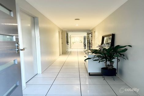 Property photo of 8 Tooloom Court Waterford QLD 4133