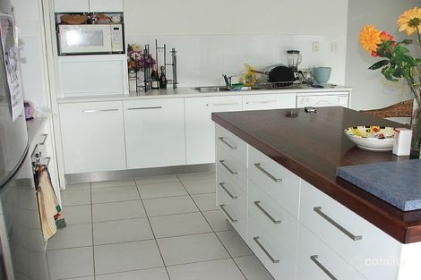 Property photo of 9 Peppermint Crescent Sippy Downs QLD 4556