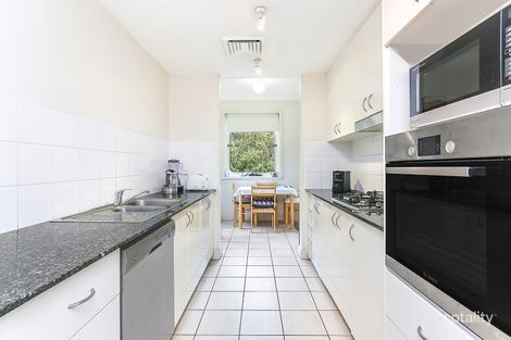 Property photo of 202/6 Karrabee Avenue Huntleys Cove NSW 2111
