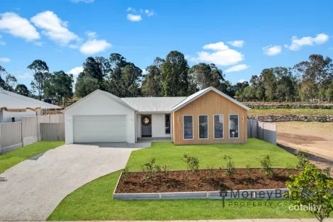 Property photo of 124 Jackson Crescent Gleneagle QLD 4285
