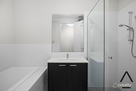 Property photo of 8 Coleman Loop Catherine Field NSW 2557