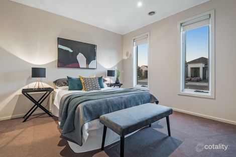 Property photo of 12 Millstream Pass Craigieburn VIC 3064