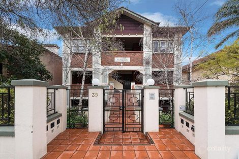 1/39 Robe St, St Kilda, VIC 3182