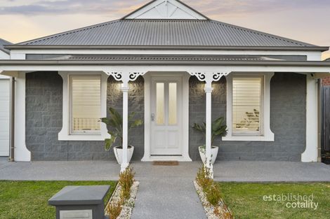 Property photo of 17 Inverloch Drive Point Cook VIC 3030