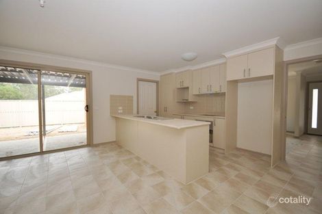 Property photo of 4 Finch Place Bandiana VIC 3691