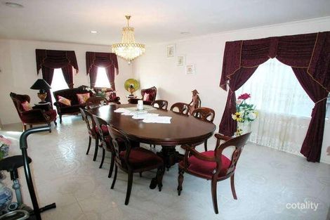 Property photo of 10 Cobby Court Roxburgh Park VIC 3064