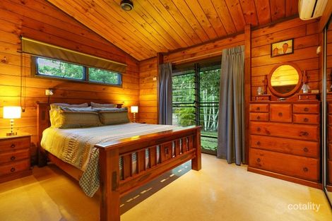 Property photo of 61 Thornbill Crescent Howard Springs NT 0835