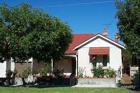 215 Eighth Ave, Inglewood, WA 6052