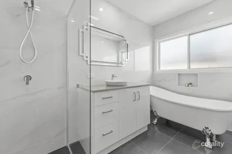 Property photo of 10 Northam Avenue Bardon QLD 4065