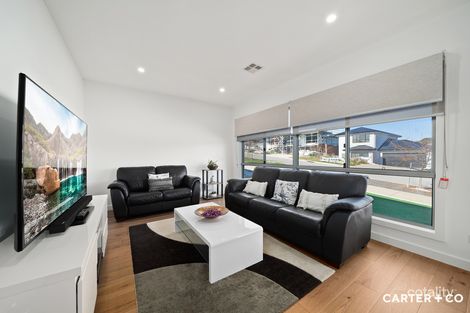 Property photo of 28 Verreaux Crescent Throsby ACT 2914