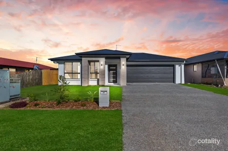 60 Dougan St, Point Vernon, QLD 4655