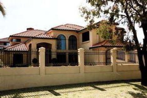 10 Wilkinson Gdns, Winthrop, WA 6150