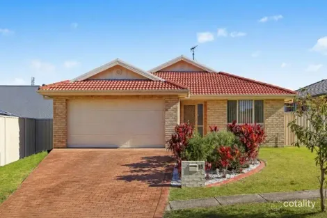 15 Haven Cres, Woongarrah, NSW 2259