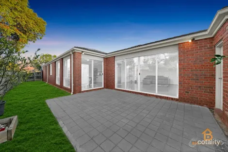 Property photo of 12 Bianca Boulevard Tarneit VIC 3029