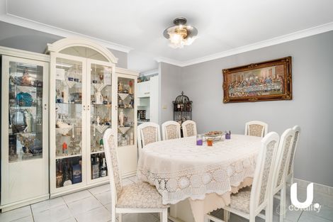 Property photo of 17 Gardenia Place Macquarie Fields NSW 2564