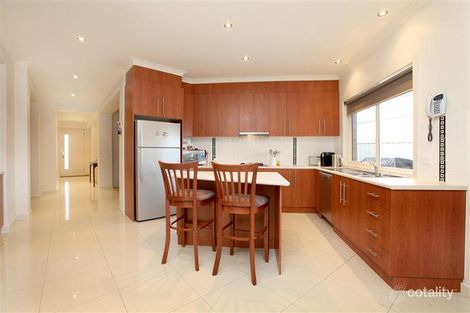 Property photo of 34 The Avenue Caroline Springs VIC 3023