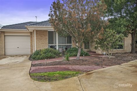 Property photo of 17/17 Coco Parade Skye VIC 3977