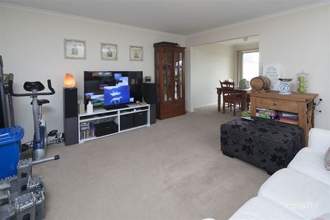 Property photo of 17/17 Coco Parade Skye VIC 3977