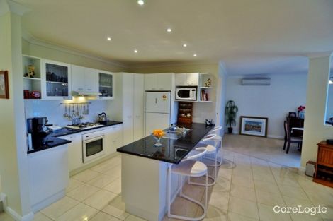 Property photo of 18 Tradewinds Avenue Summerland Point NSW 2259