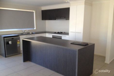 Property photo of 3 Bunda Place Brookfield VIC 3338