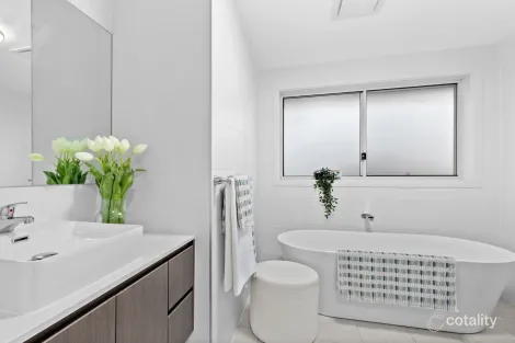 Property photo of 4 Myrtle Crescent Gables NSW 2765