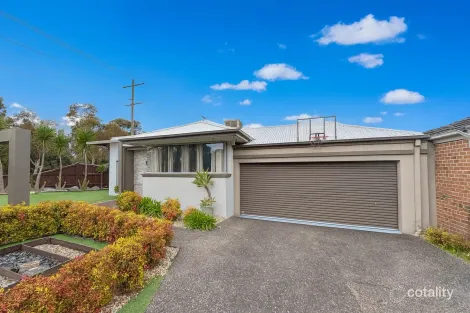 1 Fallingwater Dr, Pakenham, VIC 3810