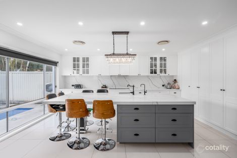 Property photo of 10 Jelena Close Bossley Park NSW 2176