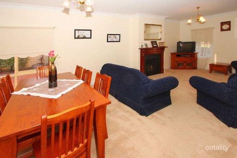 Property photo of 6 Wetherby Court Hillside VIC 3037
