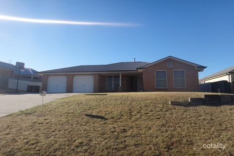 26 Cypress Cres, Kelso, NSW 2795