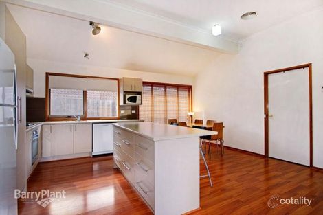 Property photo of 27 Calder Way Wantirna South VIC 3152