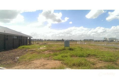 Property photo of 26 Ambrose Street Oran Park NSW 2570