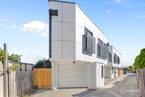 12 Harrison Lane, Kingsville, VIC 3012