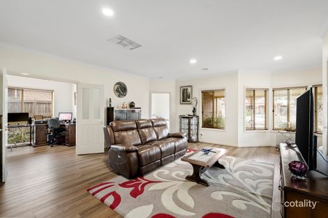 Property photo of 3 Sugargum Way Sunbury VIC 3429