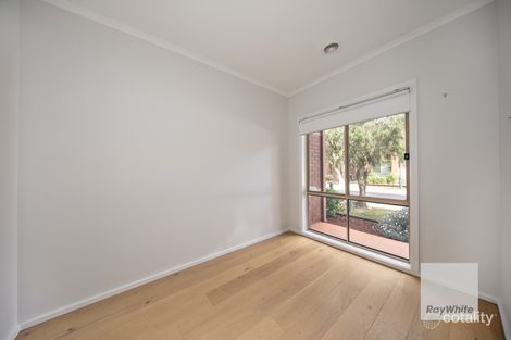 Property photo of 48 Amberlea Circuit Taylors Hill VIC 3037