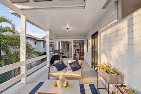 Property photo of 19 Wurinya Street The Gap QLD 4061