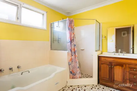 Property photo of 11 Fairways Avenue Leonay NSW 2750