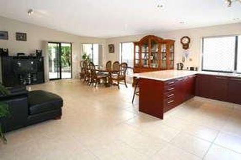 Property photo of 1 Felix Court Merrimac QLD 4226